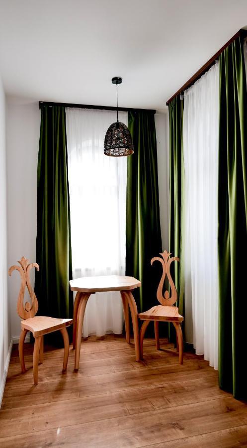 Conacul Olarilor Bed & Breakfast บายาเดเฟียร์ ภายนอก รูปภาพ