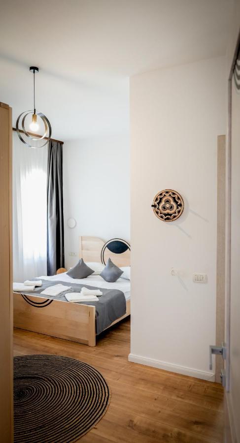 Conacul Olarilor Bed & Breakfast บายาเดเฟียร์ ภายนอก รูปภาพ